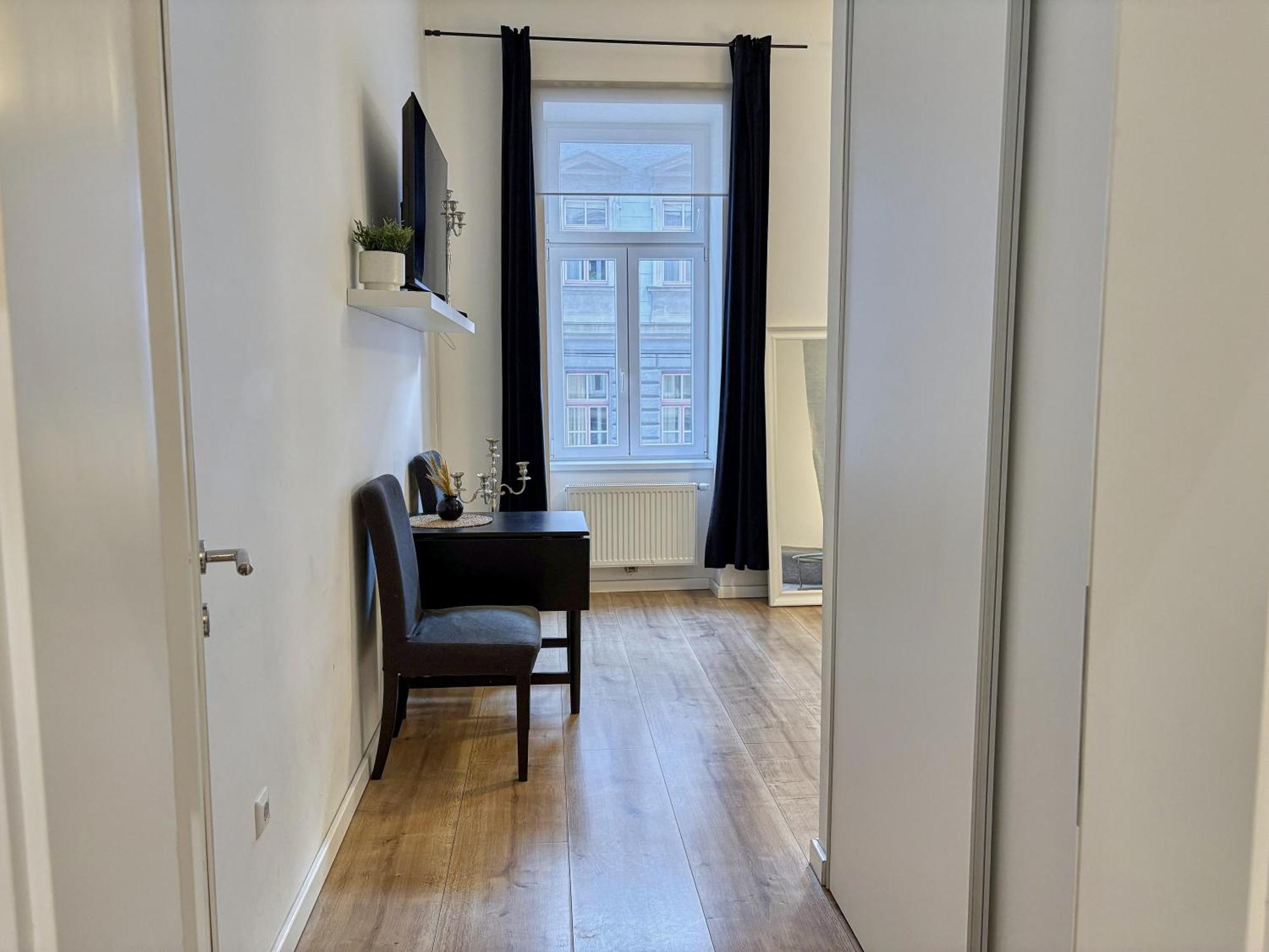 Luxurious And Bright, 5 Min To City Center Apartment Wina Bagian luar foto