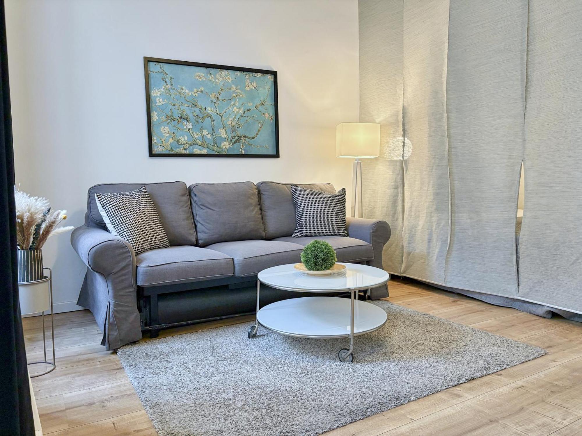 Luxurious And Bright, 5 Min To City Center Apartment Wina Bagian luar foto